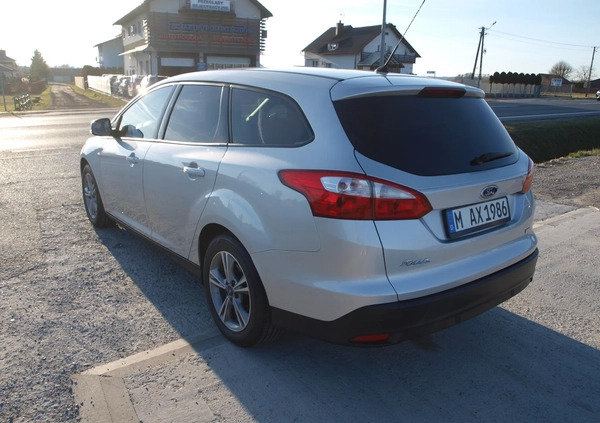 Ford Focus cena 26400 przebieg: 145840, rok produkcji 2014 z Września małe 79